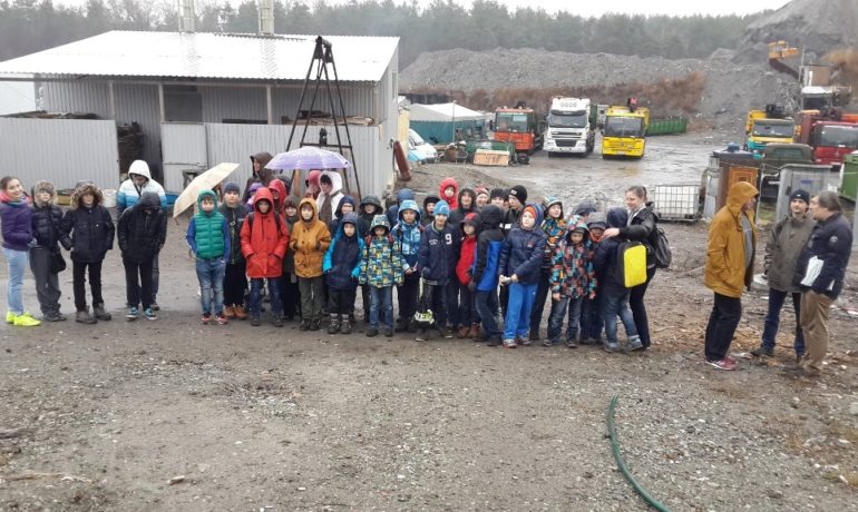 TRASH TREK по-українськи: екскурсія сміттєвими териконами